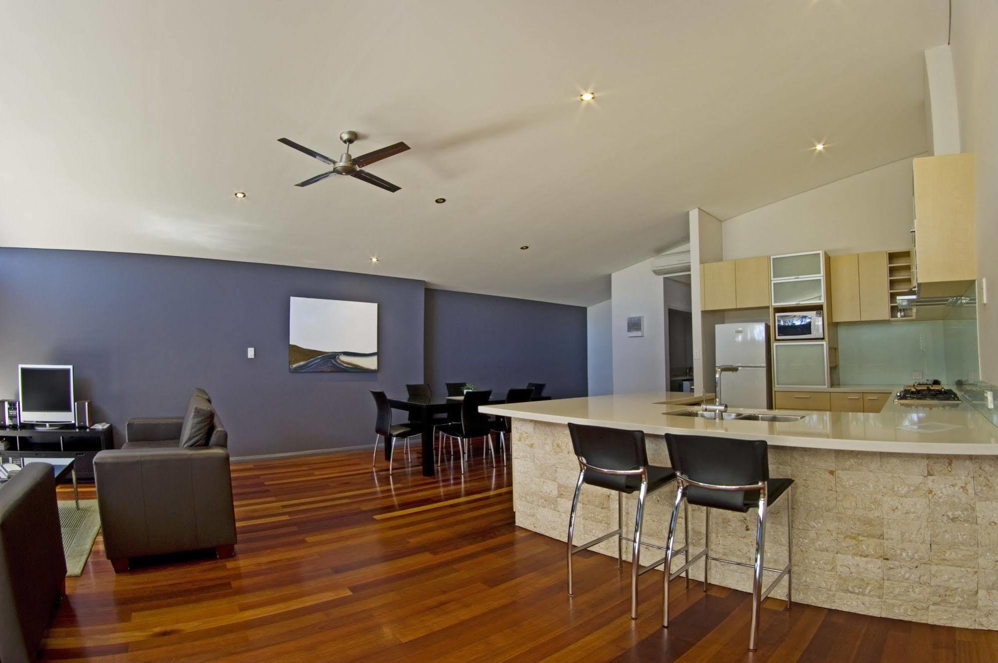 Central Avenue Apartments Margaret River Exteriör bild